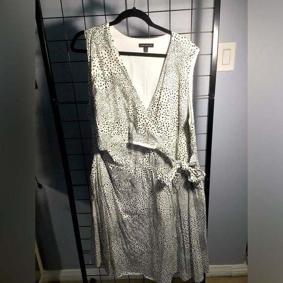Lane Bryant plus size white and black polka dot faux wrap top dress EUC - Picture 1 of 8